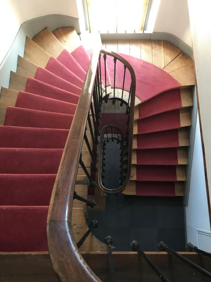 Charmant Appartement Plein Centre Ville - Parking Prive Auxerre Dış mekan fotoğraf