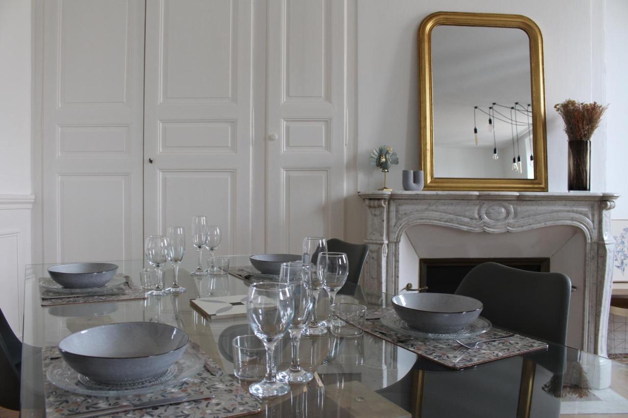 Charmant Appartement Plein Centre Ville - Parking Prive Auxerre Dış mekan fotoğraf